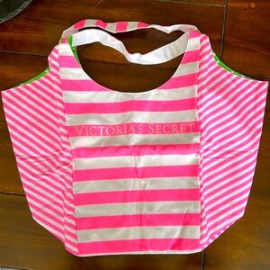 Victoria’s Secret Pink Striped Travel Tote Bucket Beach Bag NWOT